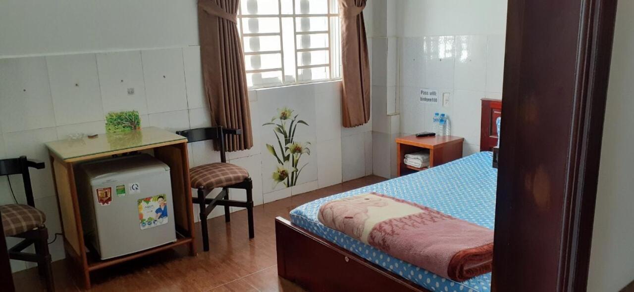 Nhà nghỉ Bình Yên Pleiku Exterior foto